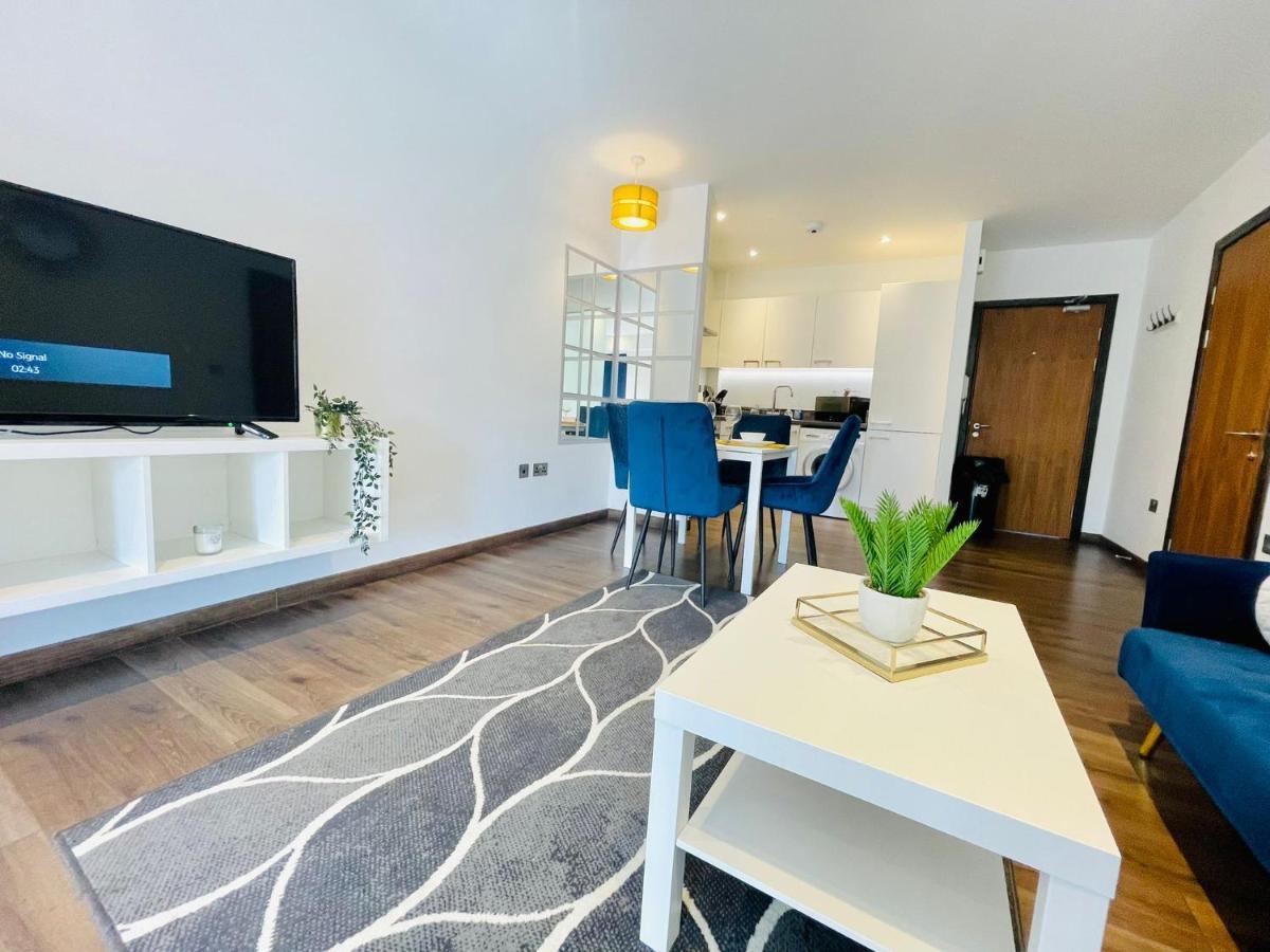 Park Street Apartment Luton By Hostaguest Buitenkant foto